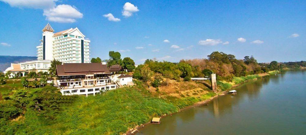 Champasak Grand Hotel Pakse Buitenkant foto