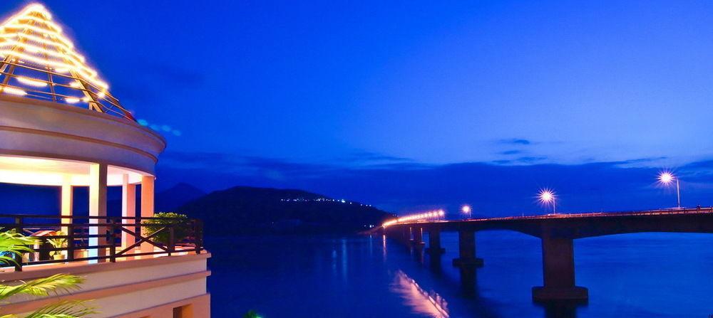 Champasak Grand Hotel Pakse Buitenkant foto